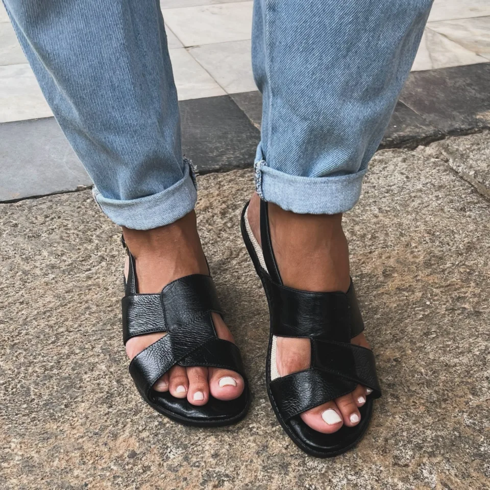 Sandália Rasteira Couro 158.123 Preta - Imagem 3