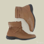 Bota Couro Cano Curto Rasteira - Caramelo - Imagem 4