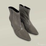 Bota Feminina Bico Fino em Couro  200469 - Cinza - Imagem 3