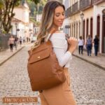 Mochila Feminina de Couro Jade - Caramelo