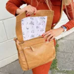 Bolsa de Couro Feminina Transversal Julia Caramelo Encerado - Imagem 4