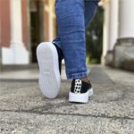 Tênis Slip On de Couro 143.055  Preto / Pelo Poa - Imagem 3