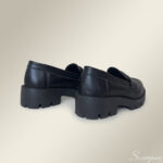 Mocassim Tratorado de Couro Preto - Imagem 3