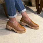 Mocassim Tratorado de Couro Caramelo