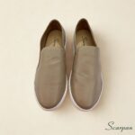 Tênis Slip On de Couro Cinza - 153.092 - Imagem 6