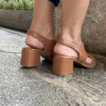 Sandália de Couro Salto Bloco Caramelo- 145.134 - Imagem 3