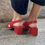 Sandália de Couro Salto Bloco Vermelho- 145.134 - Imagem 2