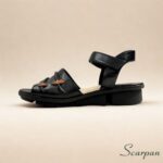 Sandália Anabela em Couro Preta - 173.124