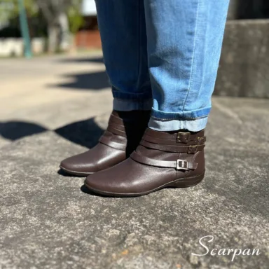 Bota Rasteira de Couro Cano Curto Feminina Café