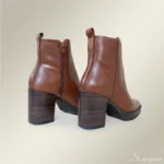 Bota Feminina de Couro Havana - 1740. - Imagem 3