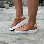 Tênis Feminino Casual de Couro Caramelo - 700-C020