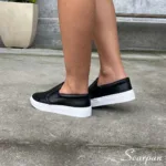 Tênis Slip On Feminino "COM  Forro" de Couro Preto - 6072 - Imagem 2