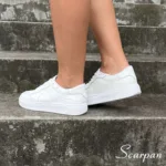 Tênis Casual Feminino em Couro