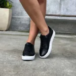 Tênis Feminino Casual de Couro Preto - 700-C020 - Imagem 3