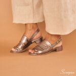 A sandália de couro feminina Salto Baixo avarca alia beleza, bem-estar e benefícios para a saúde.