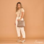 Bolsa de Couro Transversal Feminina Ava - Cinza - Imagem 3