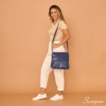 Bolsa de Couro Transversal Feminina Ava - Marinho - Imagem 2
