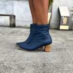 Bota Feminina Bico Fino Azul Marinho em Couro - 179.137