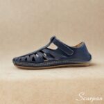 Tênis Casual Feminino em Couro é a união perfeita entre conforto, estilo, durabilidade e versatilidade. Com ele, você garante: Conforto prolongado durante todo o dia Design elegante com recortes que favorecem a ventilação Couro legítimo de alta qualidade Solado seguro e flexível com costura reforçada Versatilidade para diversas ocasiões Dicas práticas para manter o calçado sempre impecável