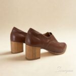 Oxford em Couro com Elástico e Salto Bloco 106.174 Marrom - Imagem 8