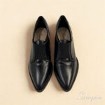 Oxford em Couro com Elástico e Salto Bloco 106.174 Preto - Imagem 6