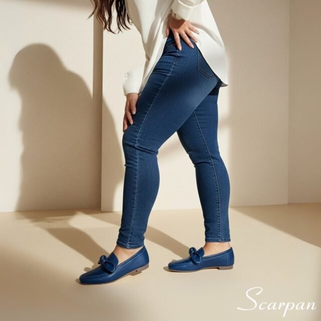 Características do Mocassim em Couro com Laço Scarpan Material: Couro legítimo super macio Forro: Sem forro, proporcionando maior frescor e respirabilidade Palmilha: Em EVA macio, que absorve impactos e garante conforto Solado: Produzido em TR, leve, flexível e antiderrapante Solto: Altura de 1,5 centímetros Detalhe: Cabedal com laço em couro, que adiciona charme e elegância Estilo: Mocassim feminino leve, moderno e versátil