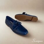 Características do Mocassim em Couro com Laço Scarpan Material: Couro legítimo super macio Forro: Sem forro, proporcionando maior frescor e respirabilidade Palmilha: Em EVA macio, que absorve impactos e garante conforto Solado: Produzido em TR, leve, flexível e antiderrapante Solto: Altura de 1,5 centímetros Detalhe: Cabedal com laço em couro, que adiciona charme e elegância Estilo: Mocassim feminino leve, moderno e versátil