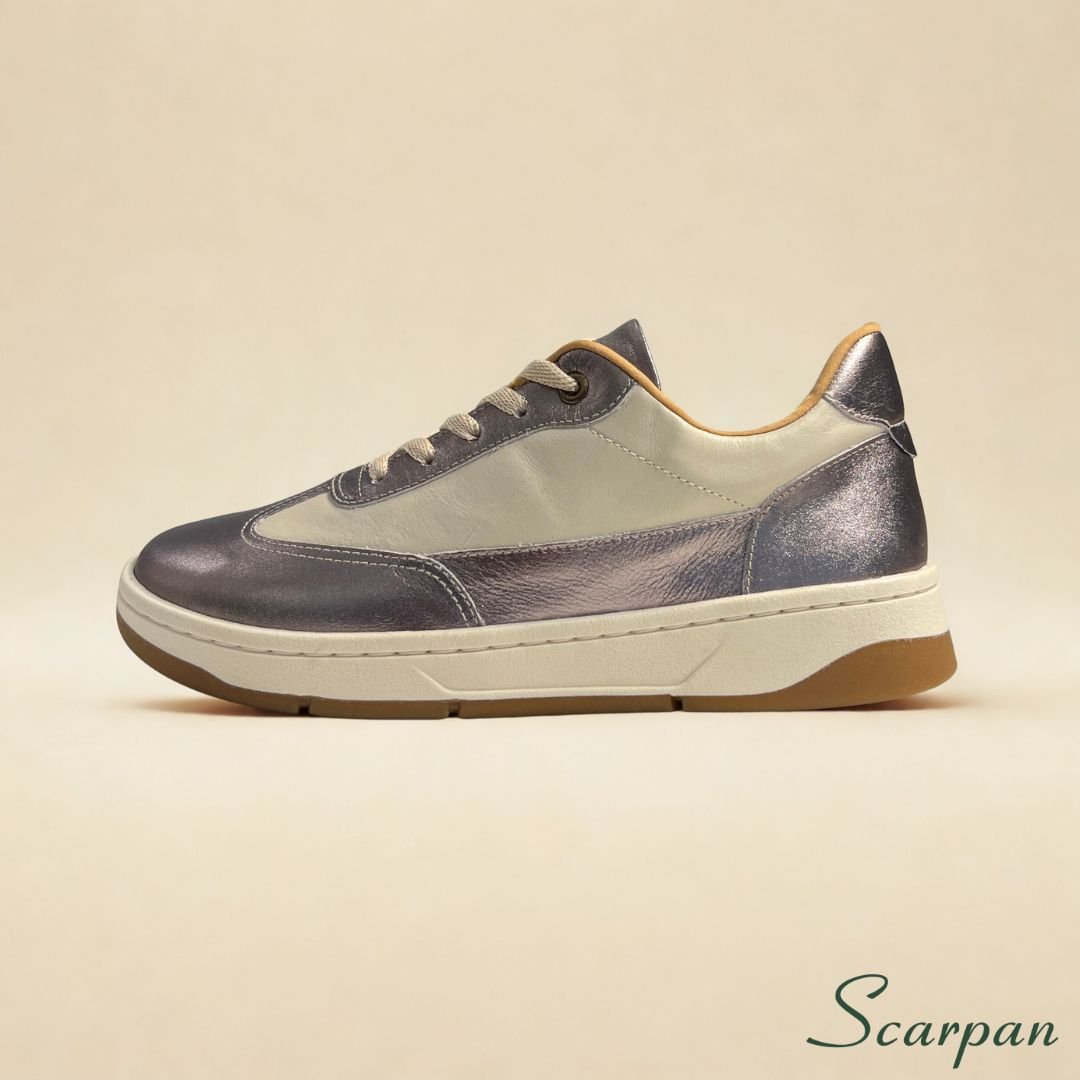 62a6b9c3b9da1d2c5f47e52891aa9e29.jpg Foto em close de Tênis de Couro Feminino Off white com prata envelhecido Scarpan com solado flatform