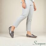 Mocassim em Couro Vazado Onix - 72150 - Imagem 2