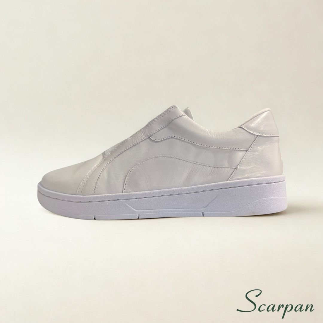 Tênis Feminino em Couro Branco - 153.177 Site 01 O Tênis Feminino de Couro com Elástico Branco