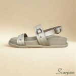 Papete Feminina Couro Conforto Birken Tiras Largas e Fivelas Douradas Scarpan