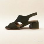 Sandália Feminina de Couro Salto Bloco 5,5 cm Verde Scarpan