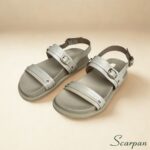 Papete Feminina Couro Conforto Birken Tiras Largas e Fivelas Douradas Scarpan