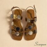 Palmilha em EVA e fivela da Sandália Rasteira Feminina em Couro legítimo Scarpan