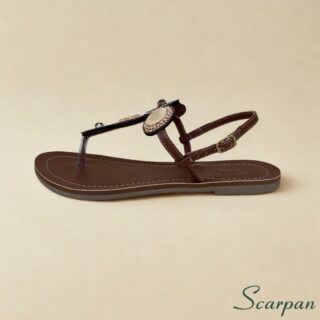 Sandália Rasteira de Dedo Marrom Café com Pedrarias e Detalhes Redondos Fivela Scarpan