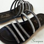 andália Rasteira Tiras Múltiplas com Strass Prata e Grafite sobre Base Preta Scarpan