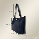 Bolsa Sacola de Couro Feminina Isabel  - Marinho - Imagem 4