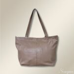 Bolsa Sacola de Couro Feminina Isabel  - Nude - Imagem 5