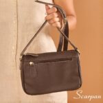 Bolsa Feminina Transversal de Couro Yasmin  - Café - Imagem 4