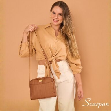 Bolsa Eloá em couro legítimo caramelo feminina transversal Scarpan