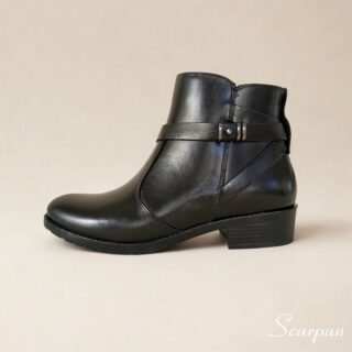 Bota feminina casual couro legítimo detalhe metalizado lateral Preta