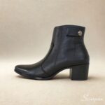 Bota feminina couro legítimo salto bloco detalhe lateral com zíper pret